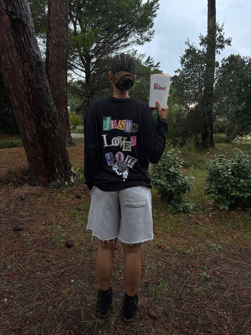 Jesus loves You Long Sleeve